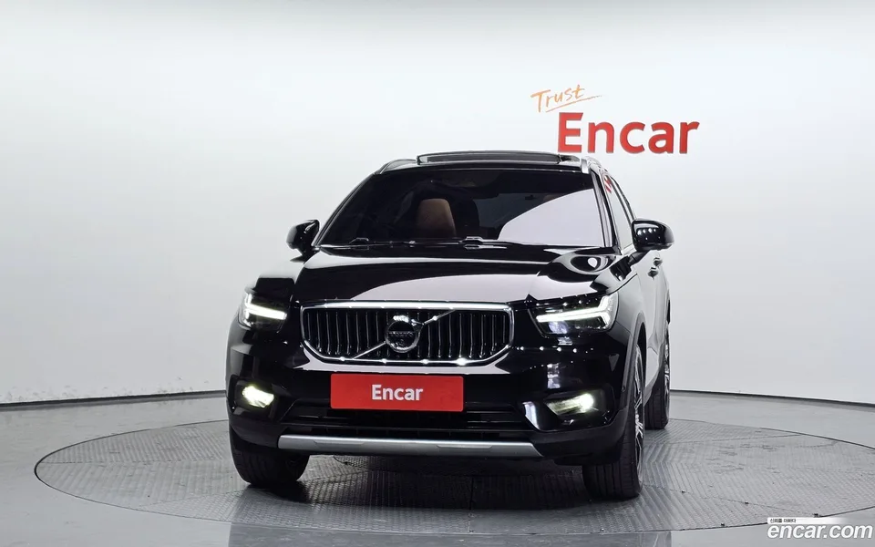 Volvo XC40 B4 2022 — миниатюра 3