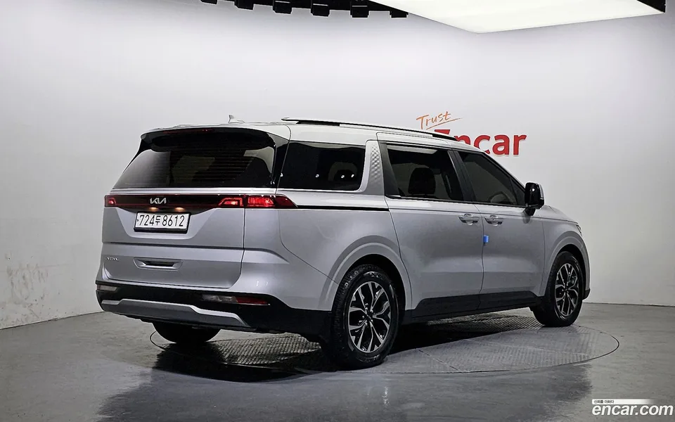 Kia Carnival 11 2022 — миниатюра 2
