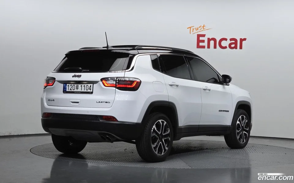 Jeep Compass 2.4 AWD 2022 — миниатюра 2