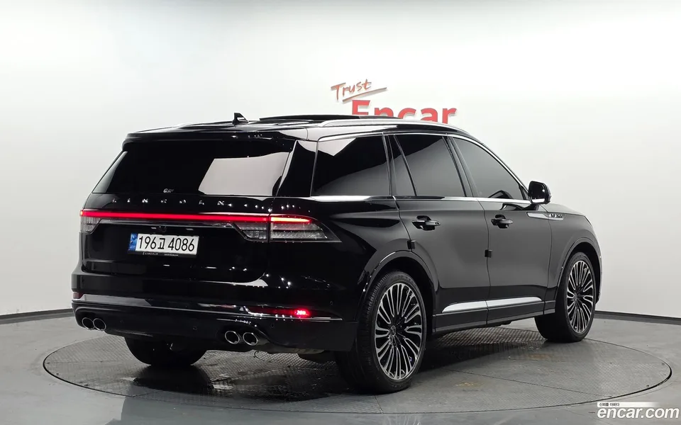 Lincoln Aviator 3.0 AWD 2023 — миниатюра 2
