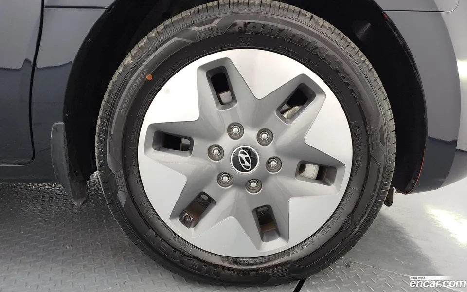 Hyundai Staria HEV 1.6 9 2024 — миниатюра 5