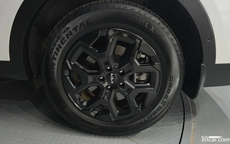 Kia Sorento HEV 1.6 2WD 2023 — миниатюра 5