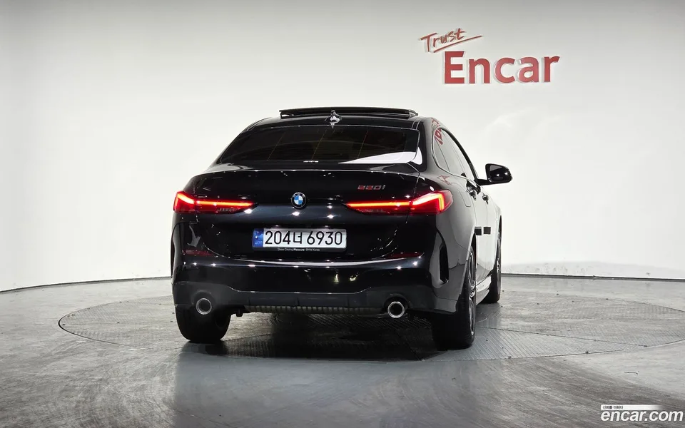 BMW 2 Series Gran Coupe 220i M 2024 — миниатюра 4