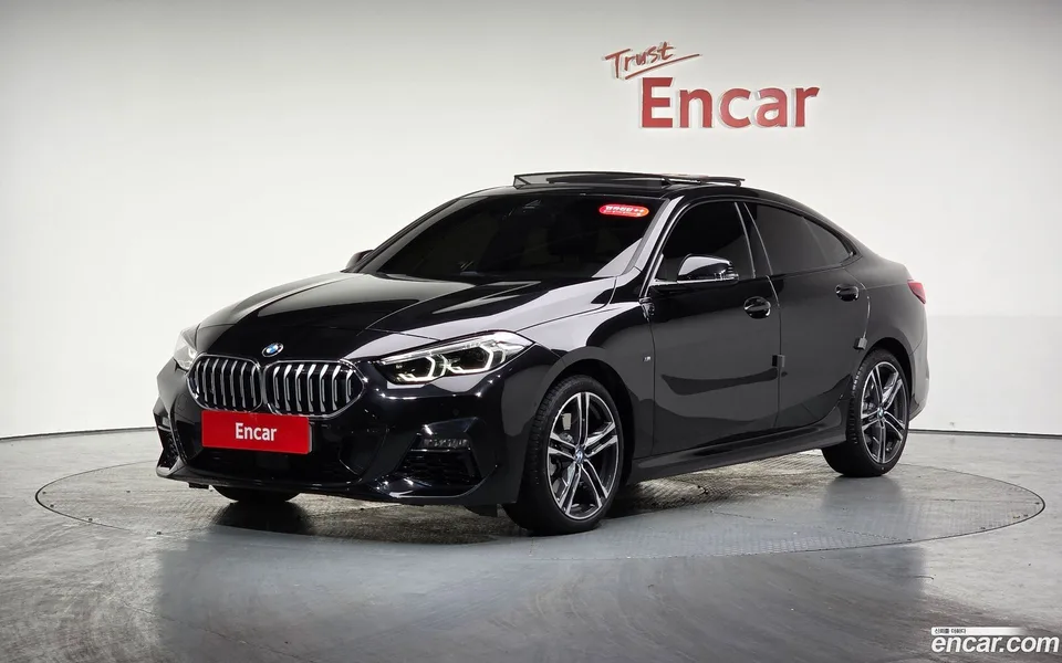 BMW 2 Series Gran Coupe 220i M 2024 — фото 1, купить с доставкой в Москву