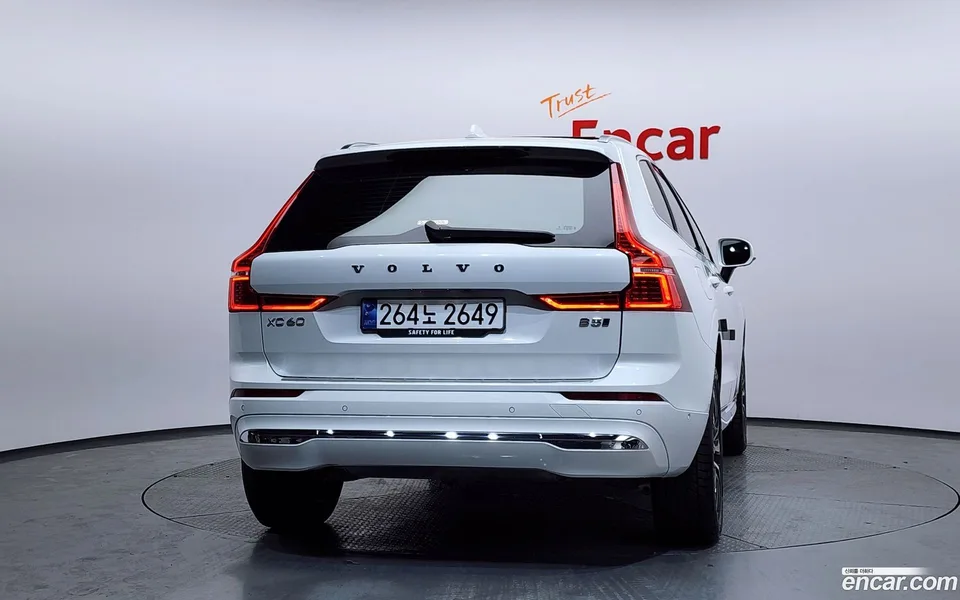 Volvo XC60 B5 2024 — миниатюра 4