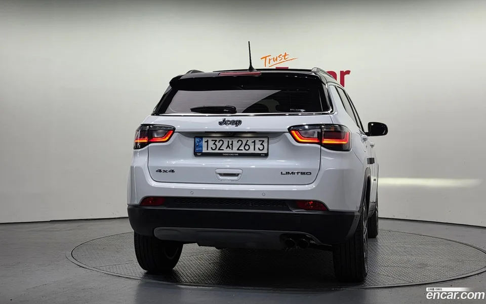 Jeep Compass 2.4 AWD 2022 — миниатюра 4