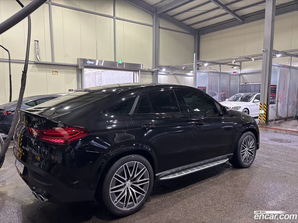 Mercedes-Benz GLE-Class AMG GLE53 4MATIC+ 2025 — миниатюра 4