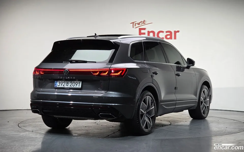 Volkswagen Touareg 3.0 TDI R-Line 2024 — миниатюра 2