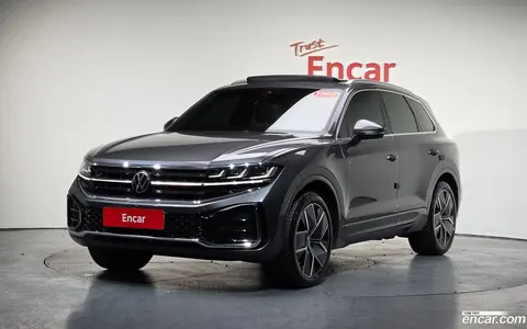 Volkswagen Touareg 2024 buy in Moscow