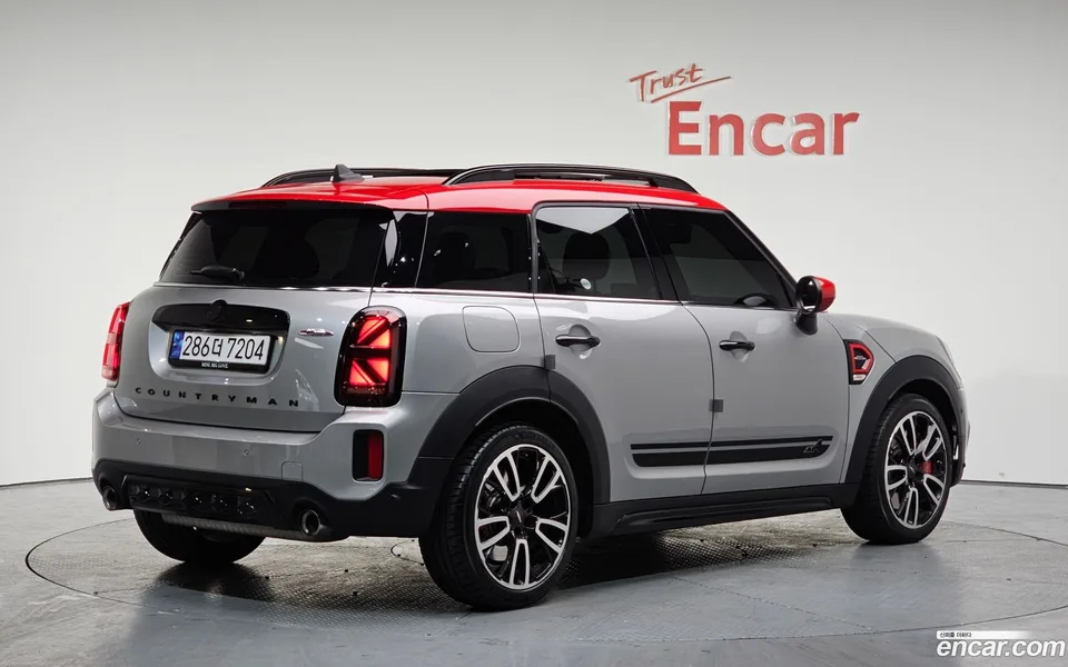 MINI Cooper S Countryman JCW 2023 — миниатюра 2
