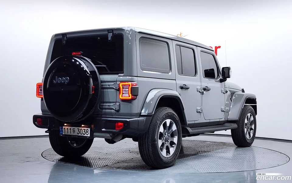 Jeep Wrangler 2.0 4 2022 — миниатюра 2