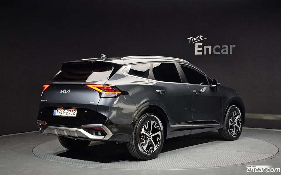 Kia Sportage Hybrid 2WD 2022 — миниатюра 2