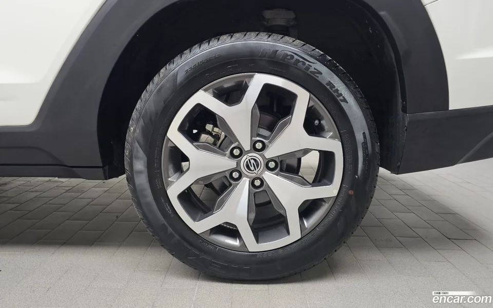 KG Mobility Torres 1.5 2WD 2023 — миниатюра 5