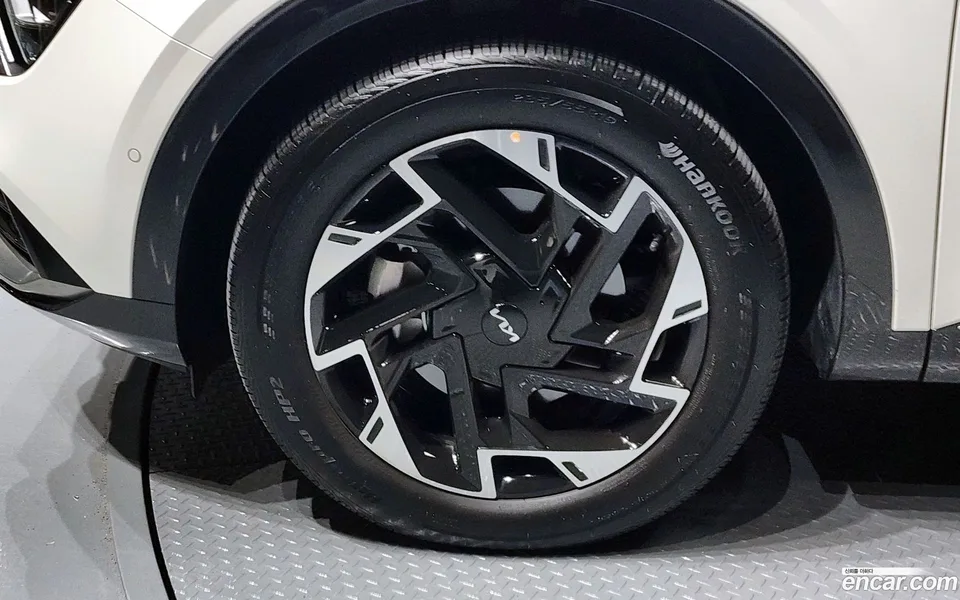 Kia Sportage 2.0 2WD 2022 — миниатюра 5