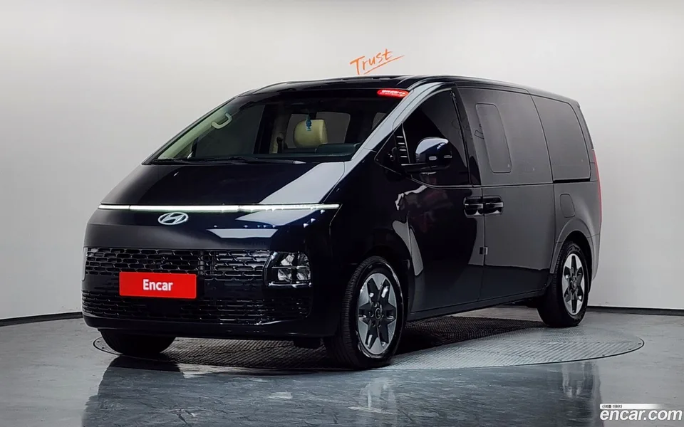 Hyundai Staria HEV 1.6 9 2024 — фото 1, купить с доставкой в Москву