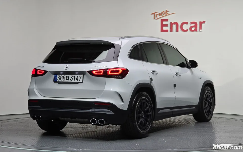 Mercedes-Benz GLA-Class GLA45 AMG 4MATIC+ 2023 — миниатюра 2