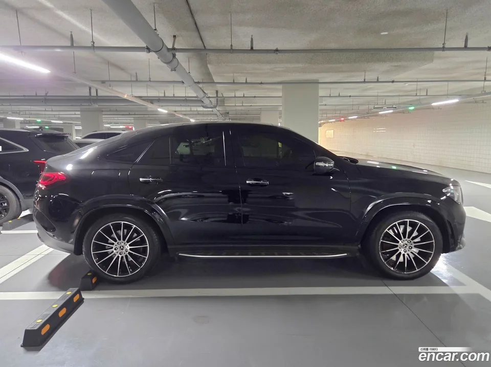 Mercedes-Benz GLE-Class GLE400d 4MATIC 2022 — миниатюра 4