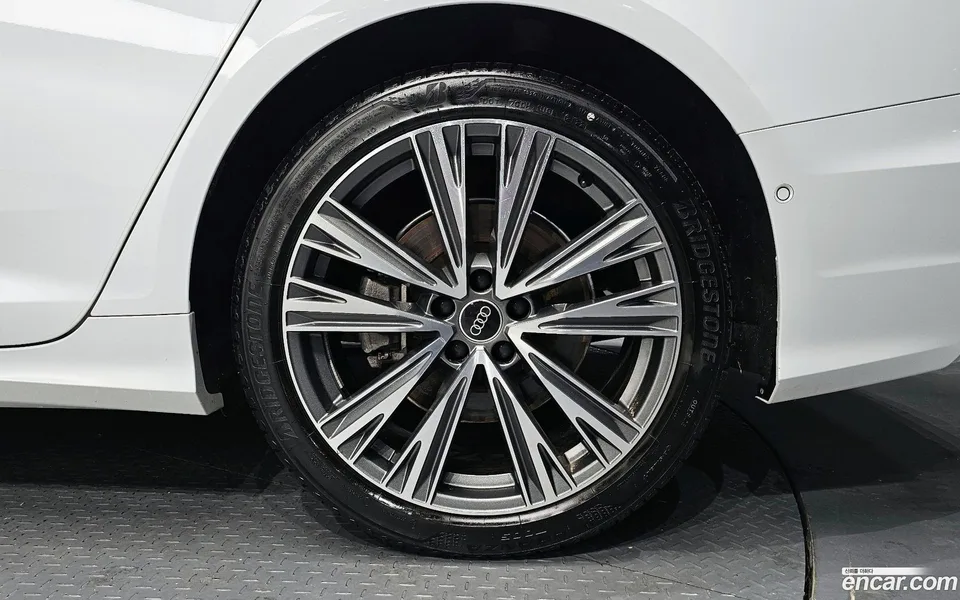 Audi A6 45 TFSI 2022 — миниатюра 5