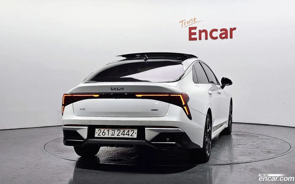 Kia K5 Hybrid 2023 — миниатюра 4