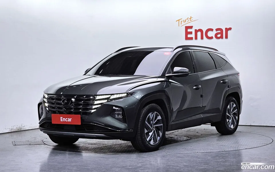 Hyundai Tucson Hybrid 2WD 2022 — фото 1, купить с доставкой в Москву