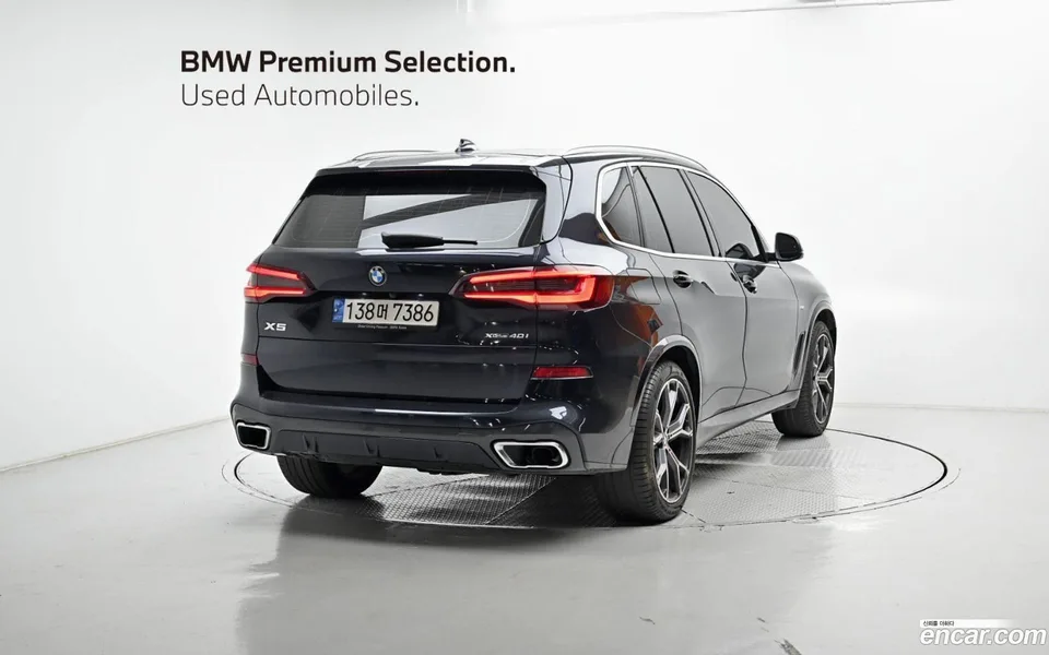 BMW X5 xDrive 40i M 2022 — миниатюра 2