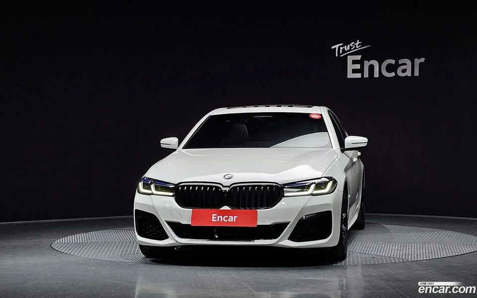 BMW 5 Series 530i M 2023 — миниатюра 3