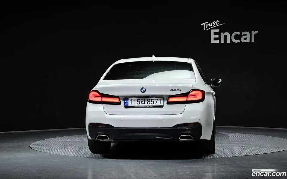 BMW 5 Series 530i M 2023 — миниатюра 4