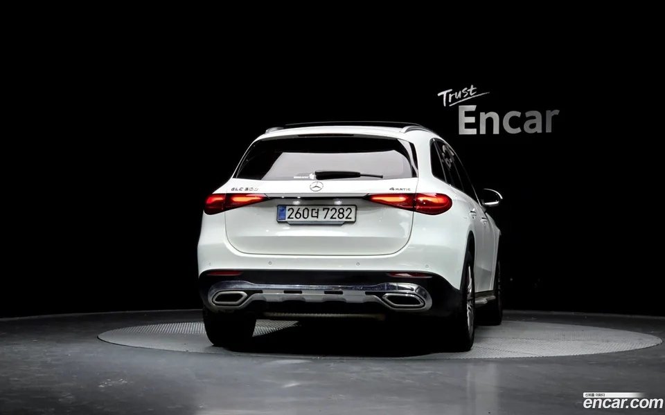 Mercedes-Benz GLC-Class GLC300 4MATIC 2025 — миниатюра 4