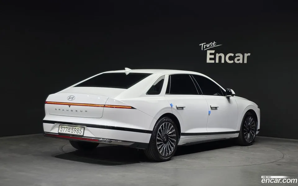Hyundai Grandeur Hybrid 2024 — миниатюра 2