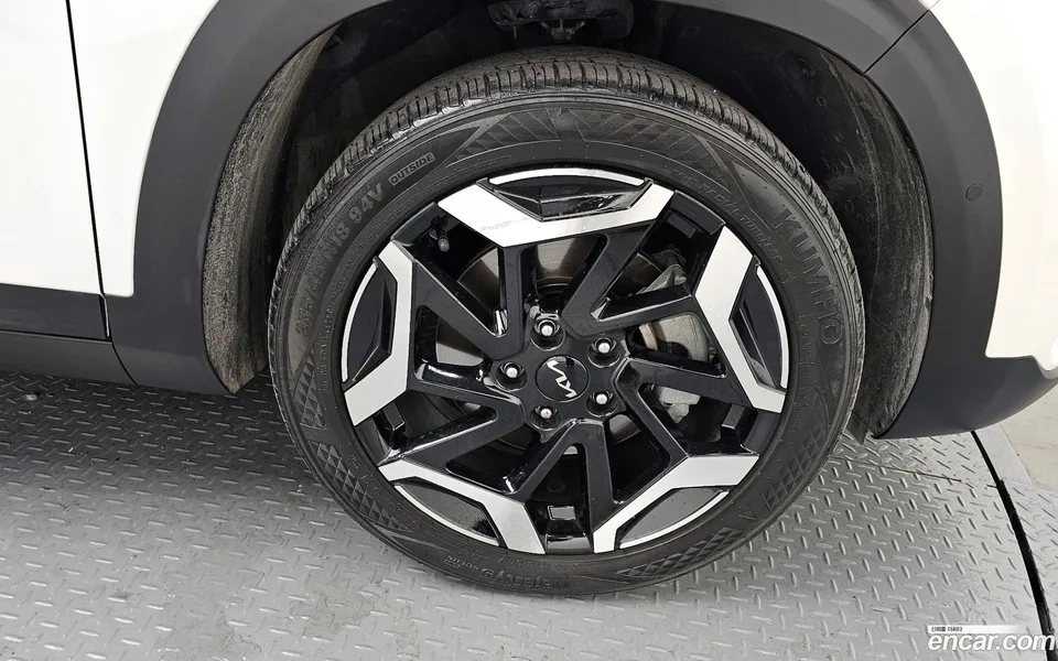 Kia Seltos 1.6 2WD 2024 — миниатюра 5