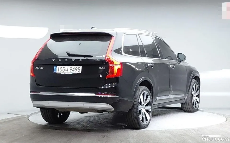 Volvo XC90 B6 2022 — миниатюра 3