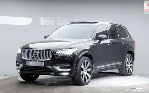 Volvo XC90 2022 купить в Москве