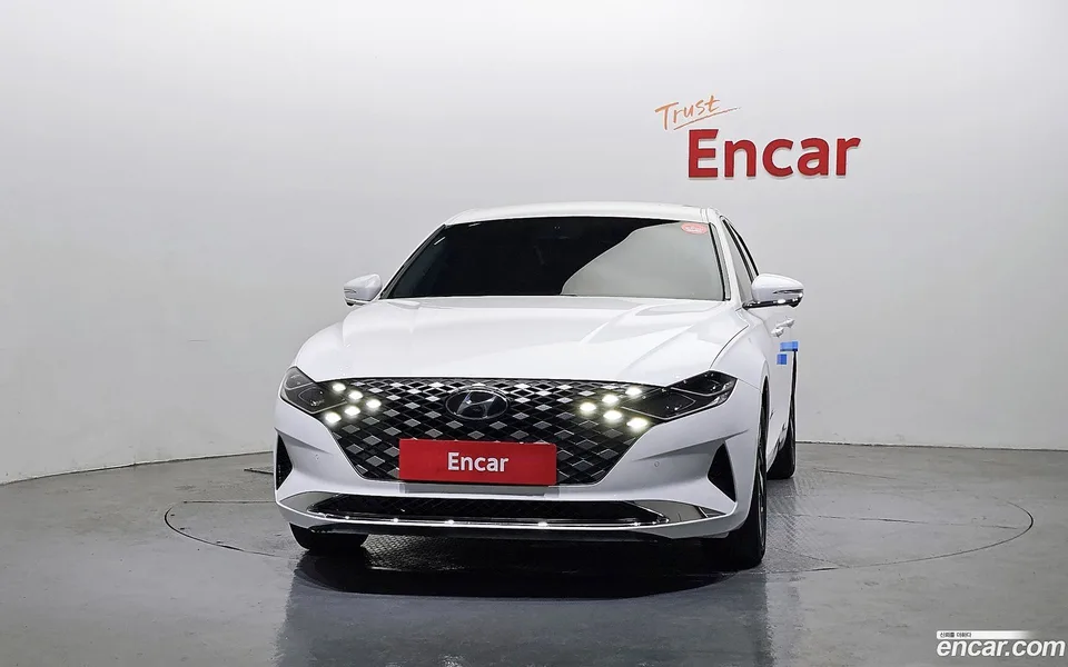Hyundai Grandeur IG Hybrid 2022 — миниатюра 3