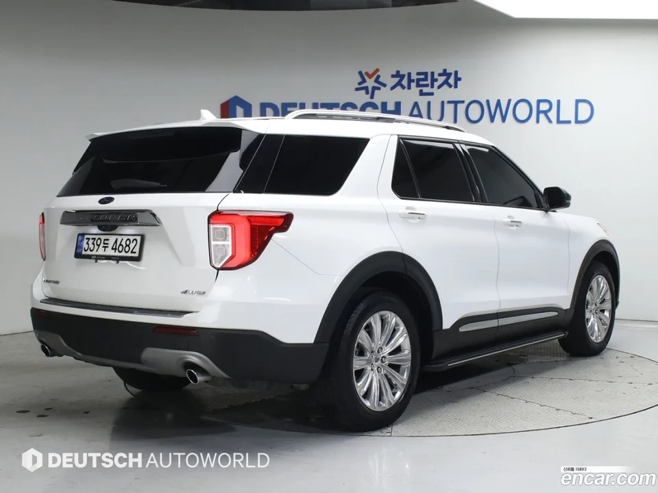 Ford Explorer 2.3 4WD 2022 — миниатюра 2