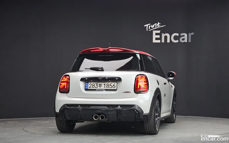 MINI Cooper S JCW 2024 — миниатюра 4