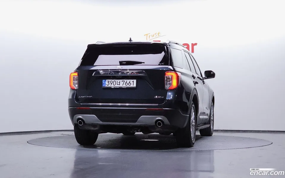Ford Explorer 2.3 4WD 2022 — миниатюра 4