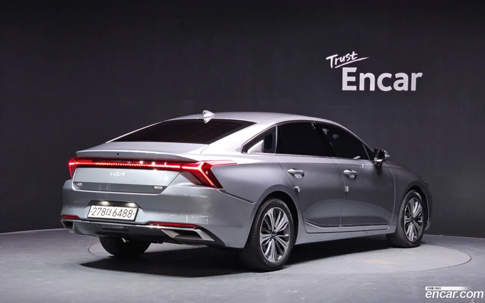 Kia K8 Hybrid 2022 — миниатюра 2