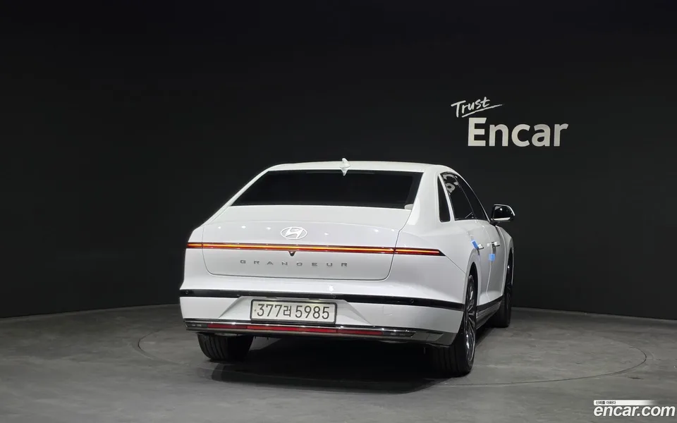 Hyundai Grandeur Hybrid 2024 — миниатюра 4