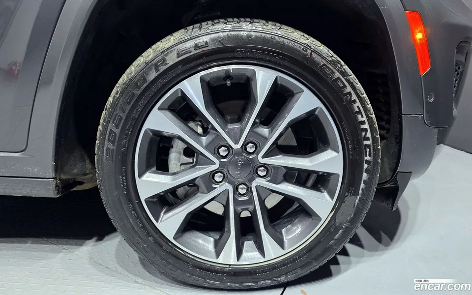 Jeep Grand Cherokee L 3.6 2022 — миниатюра 5