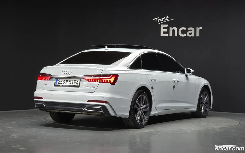 Audi A6 45 TFSI 2023 — миниатюра 2