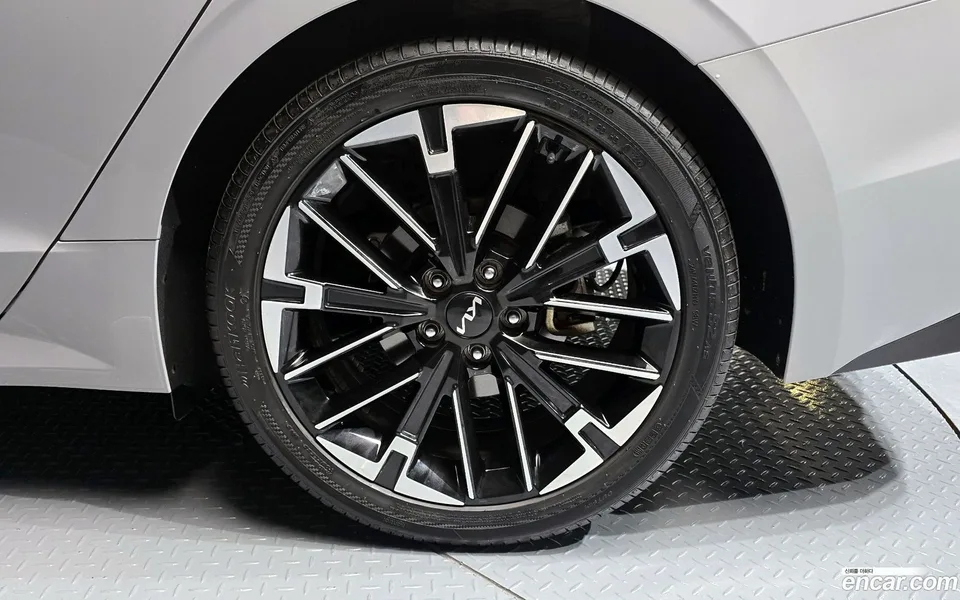 Kia K5 1.6 2023 — миниатюра 5