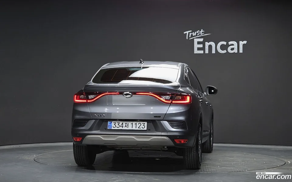 Renault Samsung XM3 (Arkana) 1.6 E-TECH RE 2024 — миниатюра 4