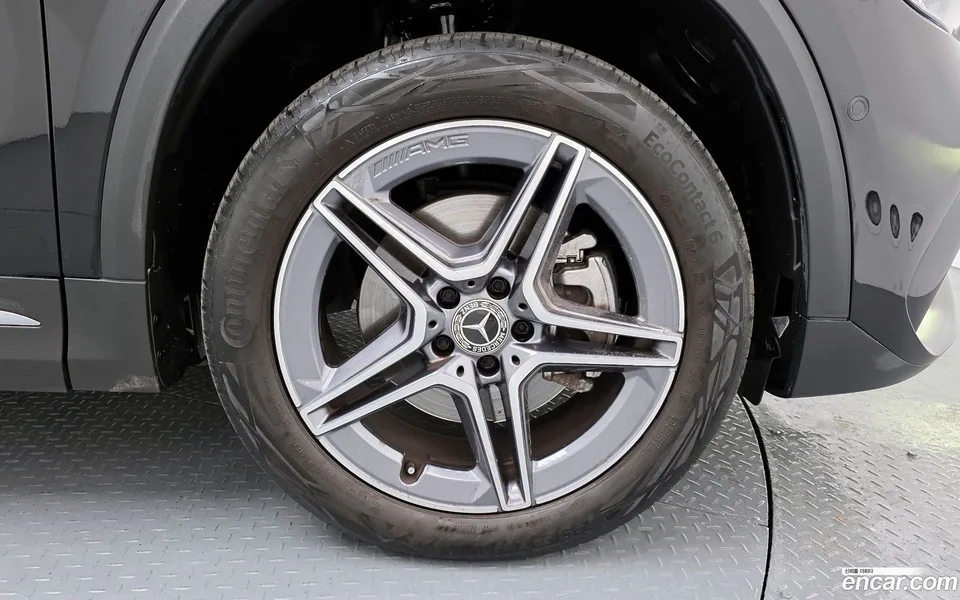 Mercedes-Benz GLA-Class GLA250 4MATIC 2023 — миниатюра 5