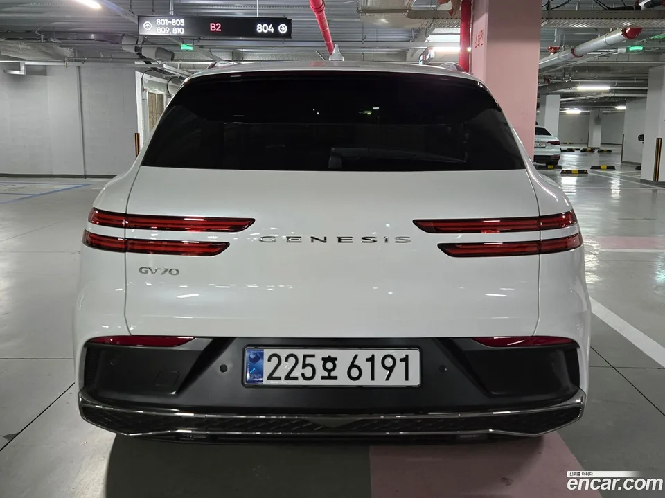 Genesis GV70 2.5T 2WD 2025 — миниатюра 4