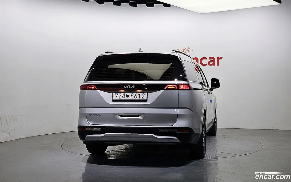 Kia Carnival 11 2022 — миниатюра 4