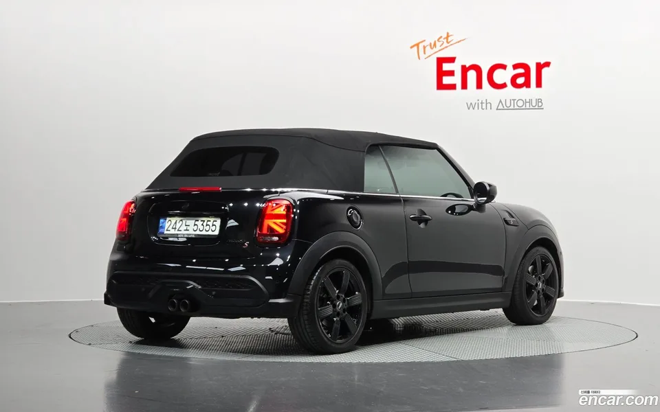 MINI Cooper S Convertible 2023 — миниатюра 2