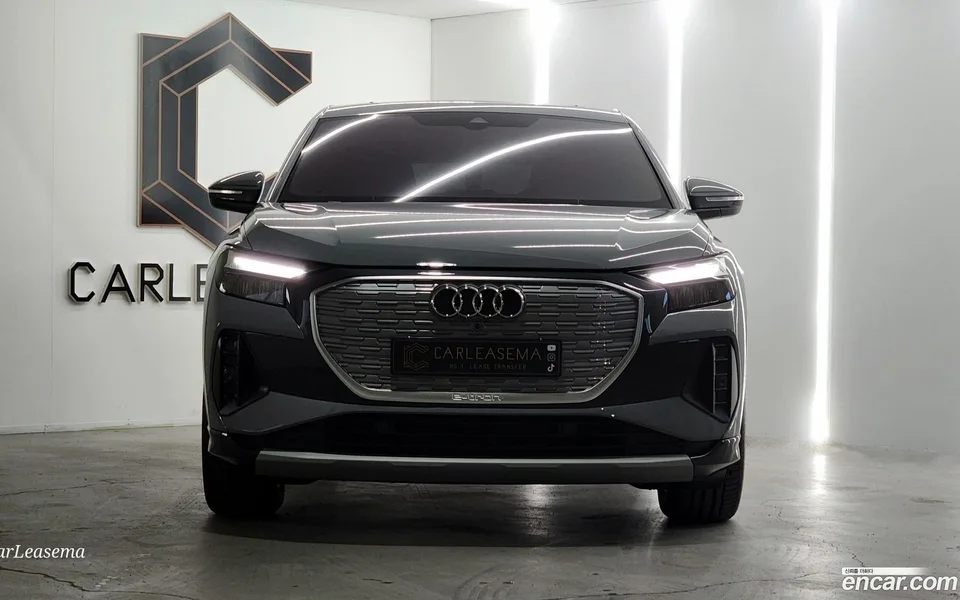 Audi Q4 e-tron 45 2025 — миниатюра 2