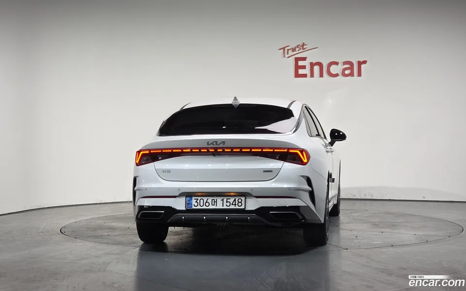 Kia K5 Hybrid 2023 — миниатюра 4