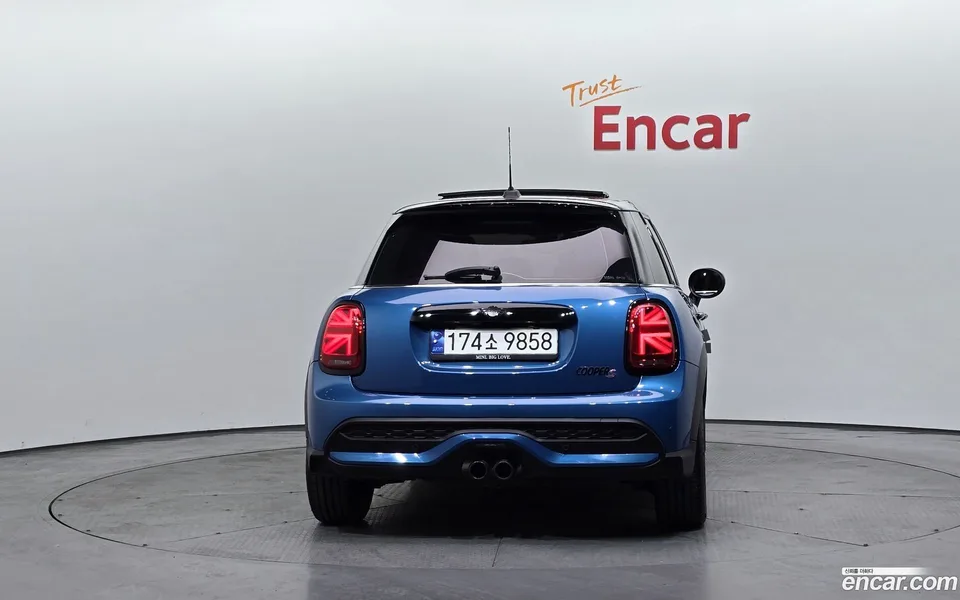 MINI Cooper S 5 2023 — миниатюра 4
