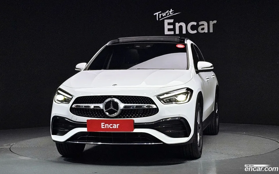 Mercedes-Benz GLA-Class GLA250 4MATIC 2022 — миниатюра 3